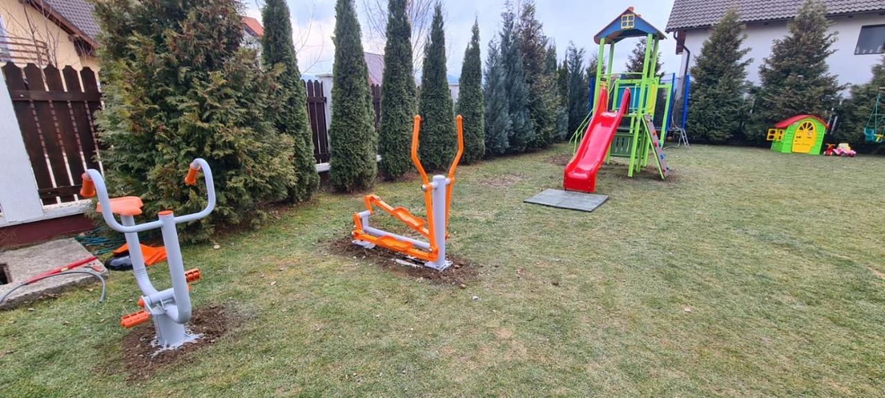 Pensiunea Dara Rîşnov Exteriér fotografie