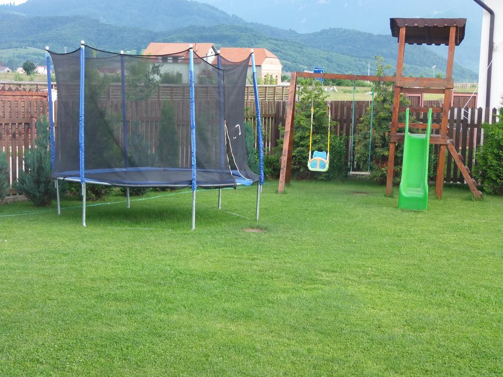 Pensiunea Dara Rîşnov Exteriér fotografie